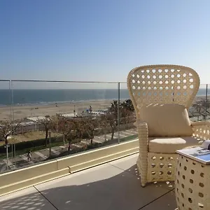 https://promenade-riccione.riccione-hotels.org
